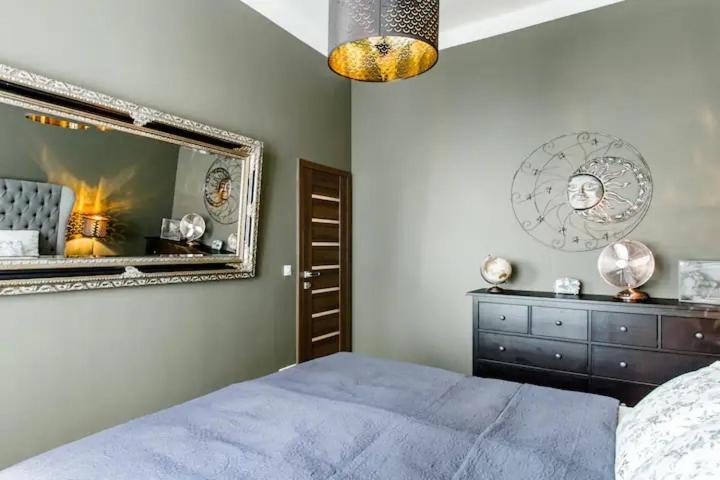 Luxury At Centre Andel! Appartamento Praga